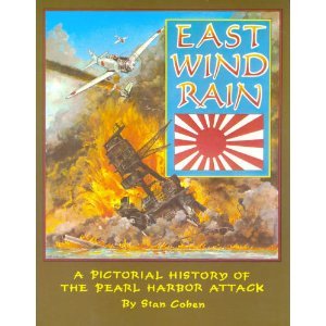 Обложка книги East Wind Rain: A Pictorial History of the Pearl Harbor Attack